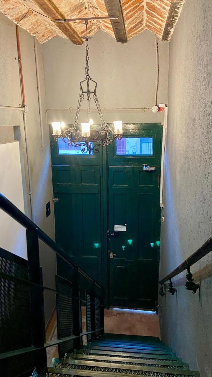 La Casa Del Loro, San Telmo - 8 Habitaciones Buenos Aires Kültér fotó